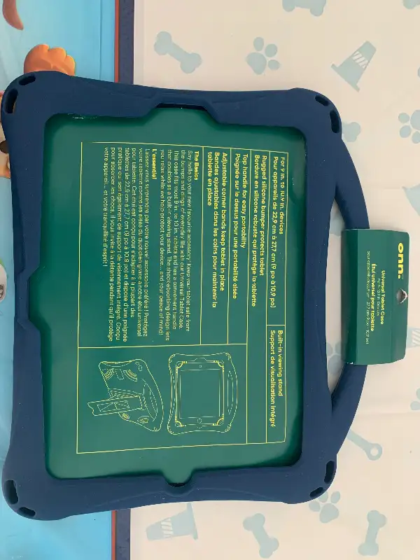 Universal Tablet Case. in General Electronics in Calgary - Image 2