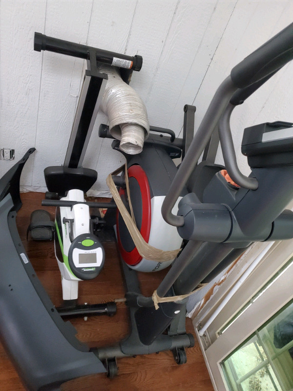 A used elliptical machine in Exercise Equipment in Hamilton - Image 2