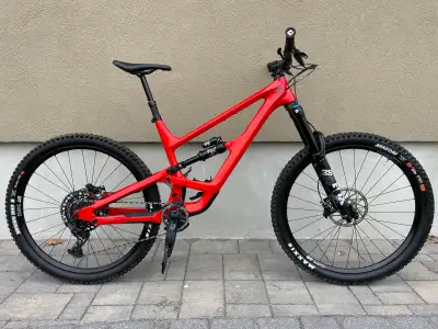 YT Capra 29 CORE 3 Carbon XL, View more