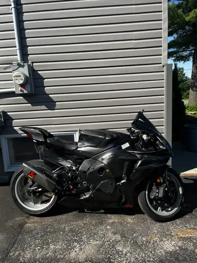 15k km, never dropped, no issues, great condition. Full tune up done in March 2026 - Change oil, fil...