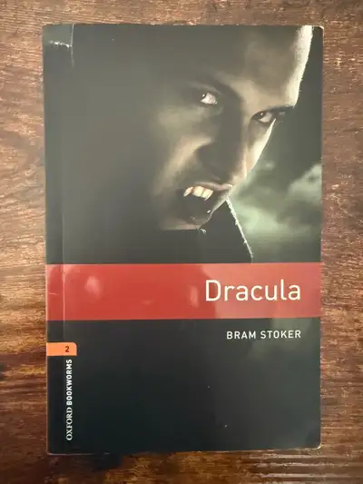 Livre: Dracula, View more