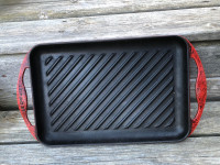 Le Creuset cast iron rectangular grill pan