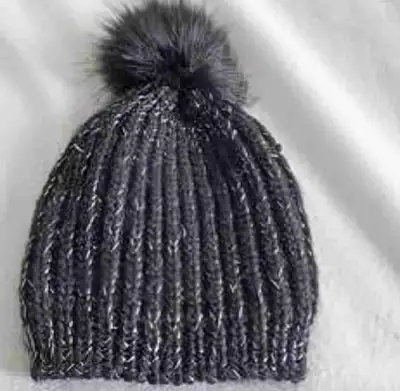Tuque neuve onesize à 2$, View more
