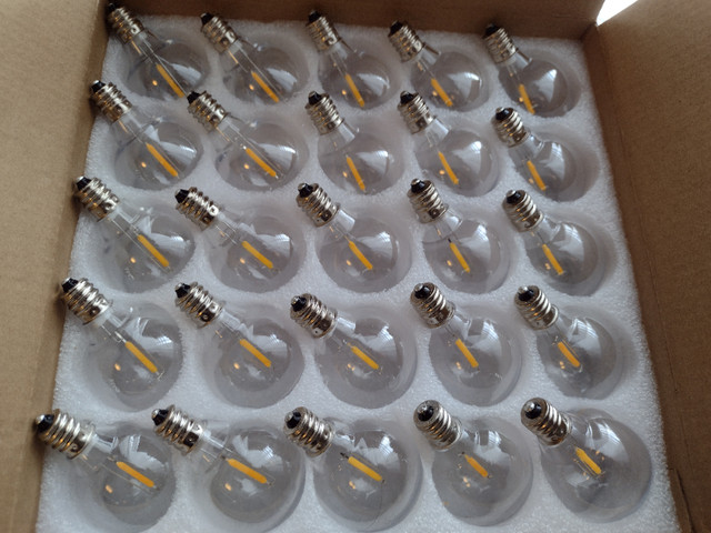 5 ampoules LED G40 (Culot E12) 0,6 W - Transparentes int./ext. dans Autre  à Laval/Rive Nord - Image 4