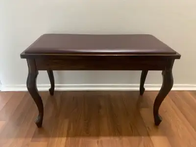 Banc de piano, View more