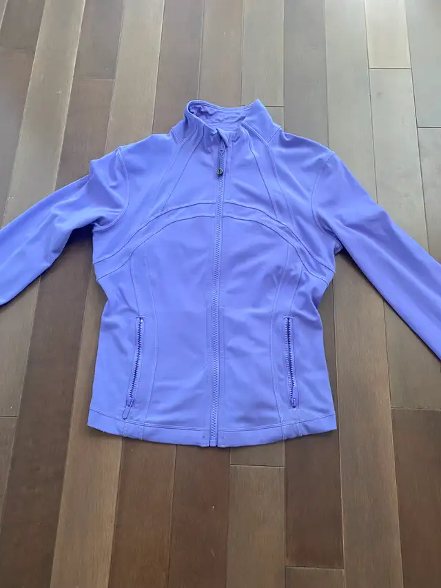 Lululemon Define Jacket Luon Size 6 in Women's - Tops & Outerwear in City of Halifax - Image 6
