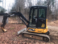 John Deere 35G excavator