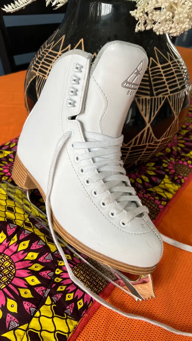 patins Jackson Classic 500 taille 5 in Skates & Blades in Longueuil / South Shore - Image 8