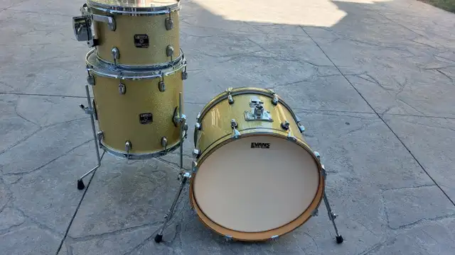 Gretsch Catalina Club 3pcs drum shell pack .Bop kit drums $777