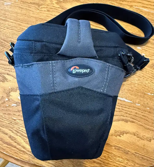 Canon EOS Rebel T1i 15.1 MP CMOS Digital SLR Camera Package in Cameras & Camcorders in City of Halifax - Image 6