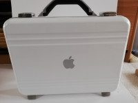 Apple Briefcase