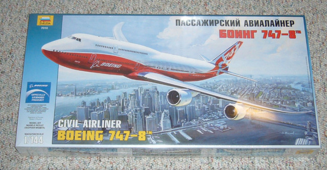 Zvezda 1/144 Boeing 747-8i in Toys & Games in Richmond