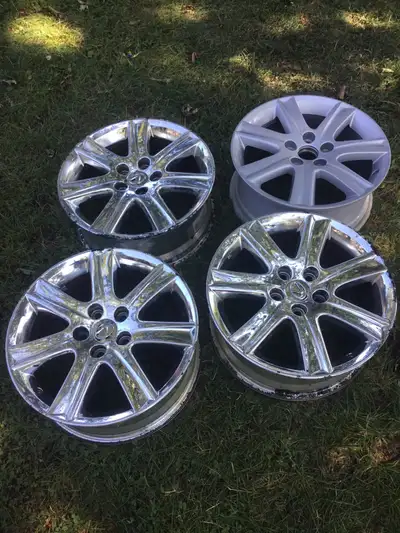 Toyota Rims please see pic