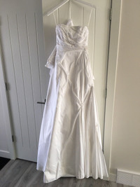 White wedding dress, corset, med train