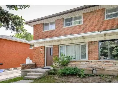 1 room in shared semi-detached home