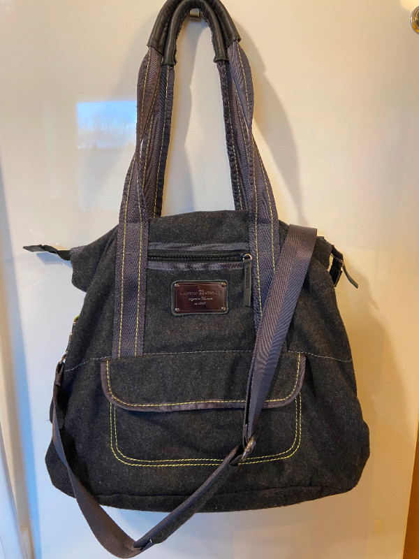 Like New Lululemon Athletica Lucky Tote Gym Laptop Travel Bag in Women's - Bags & Wallets in Oshawa / Durham Region