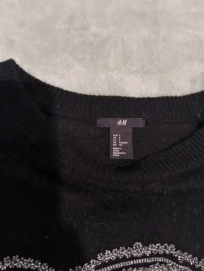 H&M and Joe Fresh Sweaters( 9.5/10), View more