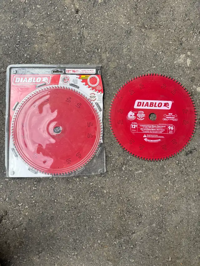 Diablo 12-inch x 96 Tooth Carbide Tipped Mitre/Table Saw Blade in Power Tools in City of Toronto - Image 2