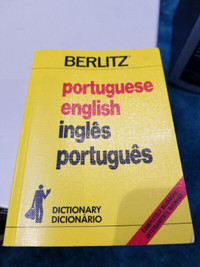 Berlitz Portuguese English Bilingual Dictionary