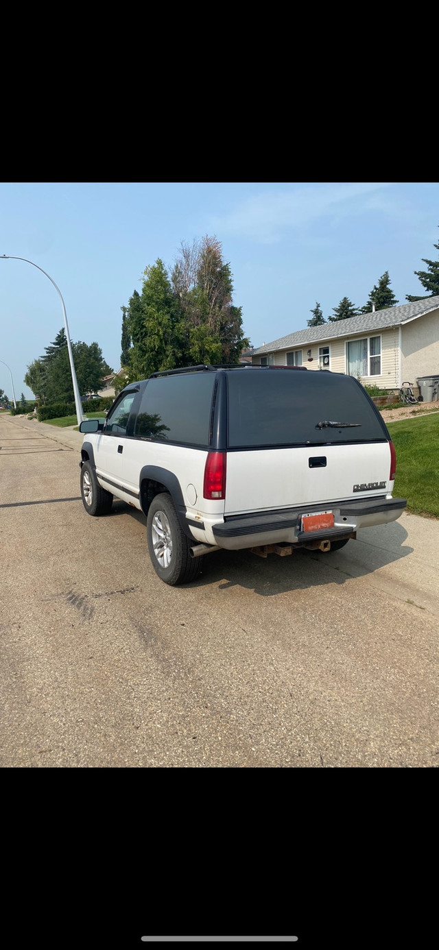 BLAZER  ( $3500 )  in Cars & Trucks in Edmonton - Image 4