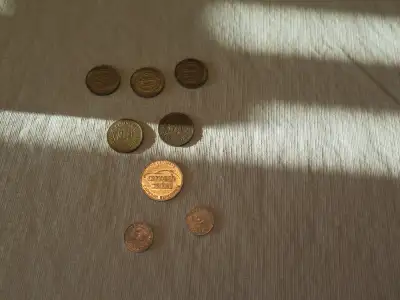 3 x 25-cent Vintage Woodbine Race Track tokens - $10 each 2 x Lacaille Amusements Inc. (Lanjeu) arca...