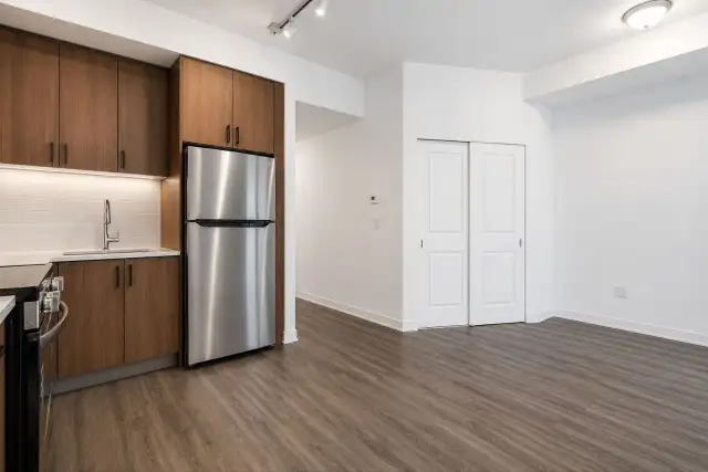 Modern Walnut Kitchen Cabinets | Custom Kitchen Design & Install in Other in City of Toronto - Image 4