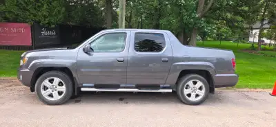2014 Honda Ridgeline Touring Edition for Private Sale in Platinum Grey Metallic with 148,559 kilomet...