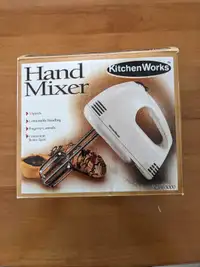 KitchenWorks Hand Mixer 