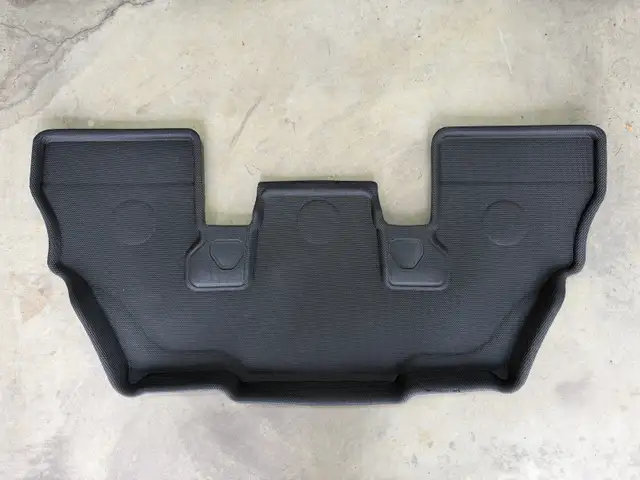 BMW X7 Winter Mats (all 3 rows) - 3D Maxpider in Other Parts & Accessories in Oakville / Halton Region - Image 7