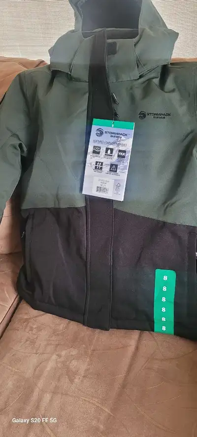 I bought these jackets but the sizes are not correct, new with tags, didn't wear. Boys jacket is siz...