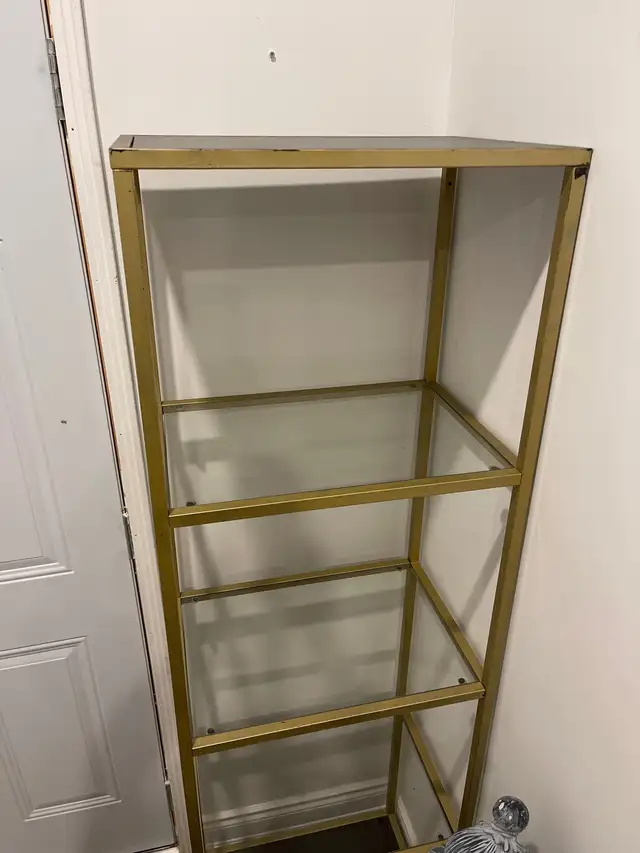 Book shelf and display shelf in Bookcases & Shelving Units in Markham / York Region - Image 4