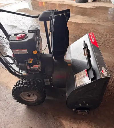 Briggs and Stratton Snowblower, View more