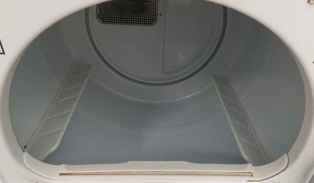 MAYTAG DRYER (model PYE2300AZW) in Washers & Dryers in London - Image 3