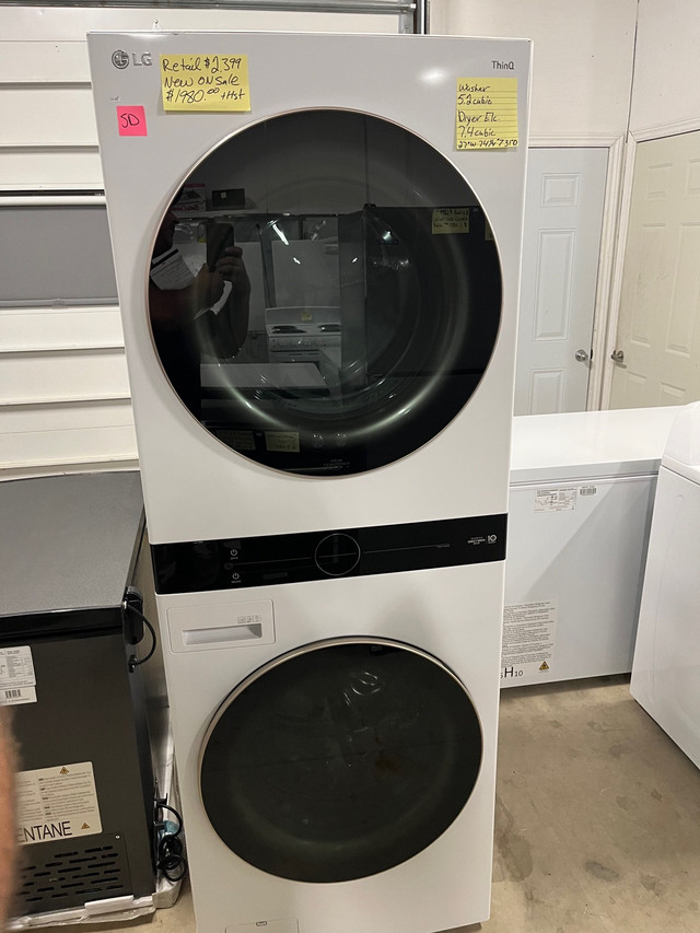 New on sale LG tower washer dryer in stock 1 year warranty  in Washers & Dryers in Stratford