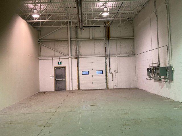 WAREHOUSE SPACE FOR RENT IN COBOURG EAST END in Commercial & Office Space for Rent in Oshawa / Durham Region - Image 3