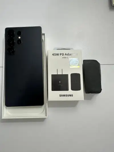 Samsung S25 Ultra 256gb **EarBuds/Charger Set + Delivery**, View more