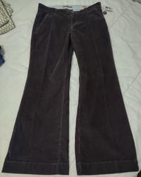 Gap Women's Corduroy Pants. Size 8 - 12. Ad 1 of 3.