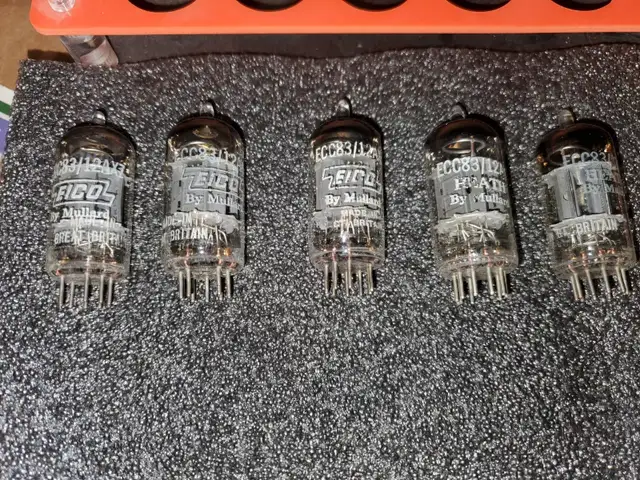 Vintage 1954 to 1966 12AX7 + 12AU7 audio vacuum tubes in Other in City of Toronto - Image 4