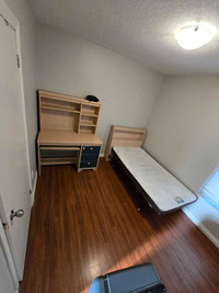 Room for rent in Hamilton Mohawk college 