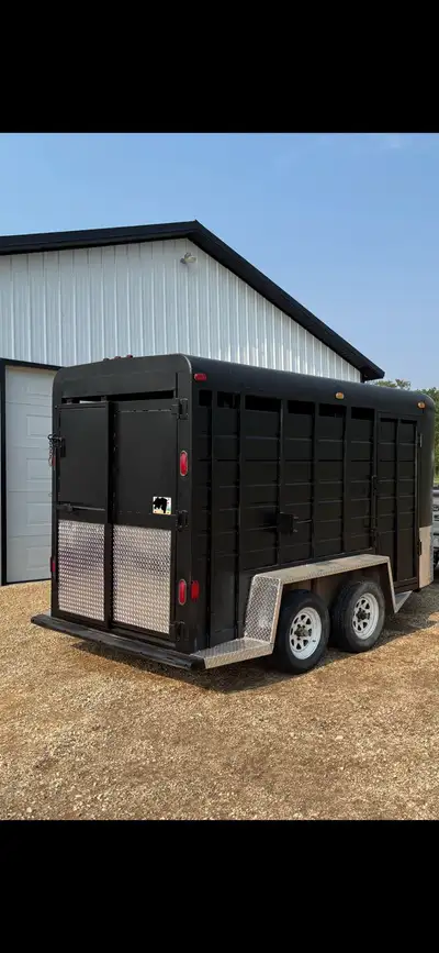 1993. Prairie Trailers 14. Ft 4 horse trailer Good tires 6850.00. OBO