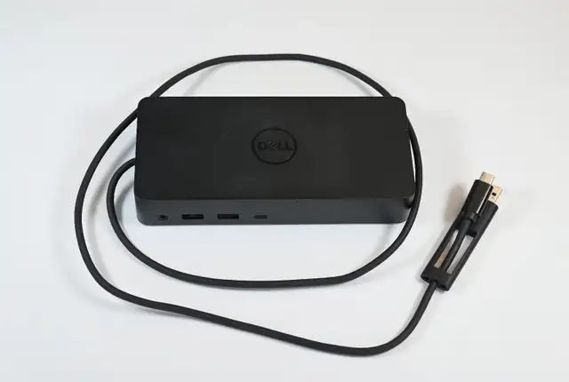 Dell D6000 Universal Dock Station USB 3.0 USB-C 4K No PSU Read! in Laptop Accessories in City of Toronto - Image 7