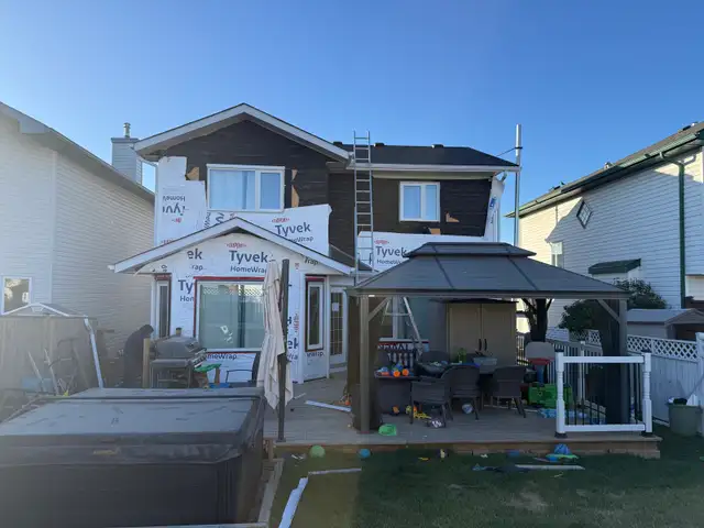 Siding & Roofing Installation