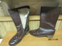 Ladies Winter Boots Size 6