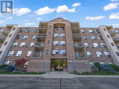 Pet friendly, wheelchair access, 2 bedroom, 2 bath, 2 balcony