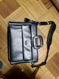Leather office bag Buggati