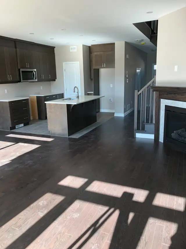 Stittsville Townhome Rental in Long Term Rentals in Ottawa - Image 7
