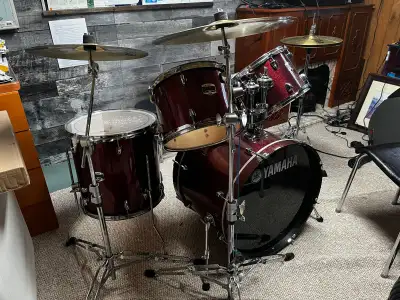 Yamaha Gig Maker Drum set , View more