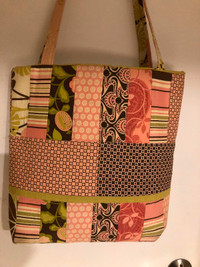 Brown/pink hand bag