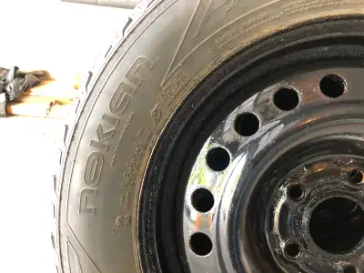 Winter Tires on Rims 215 / 60 R16 99R XL Many winters of tread life left Text 519 854-1485