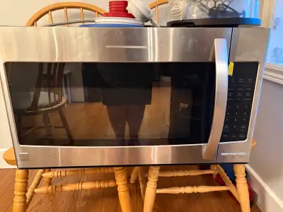Brand new, bought during Sears closing out sale and has been in storage since.